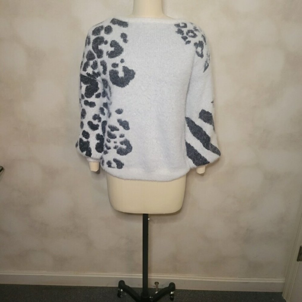 Vince Camuto Elegant Mix Color Sweater